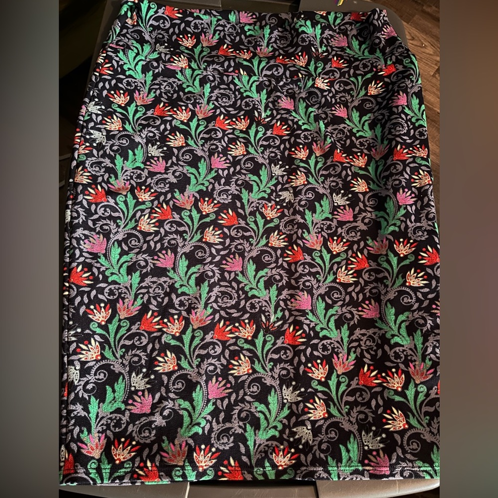 2 for $15 🌷 Xl floral Cassie skirt GUC